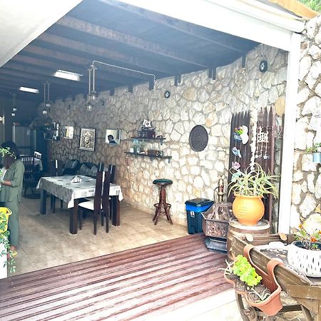 La Casa D' Irene (Adults Only) Hotel อาโยส นิกีตัส ภายนอก รูปภาพ