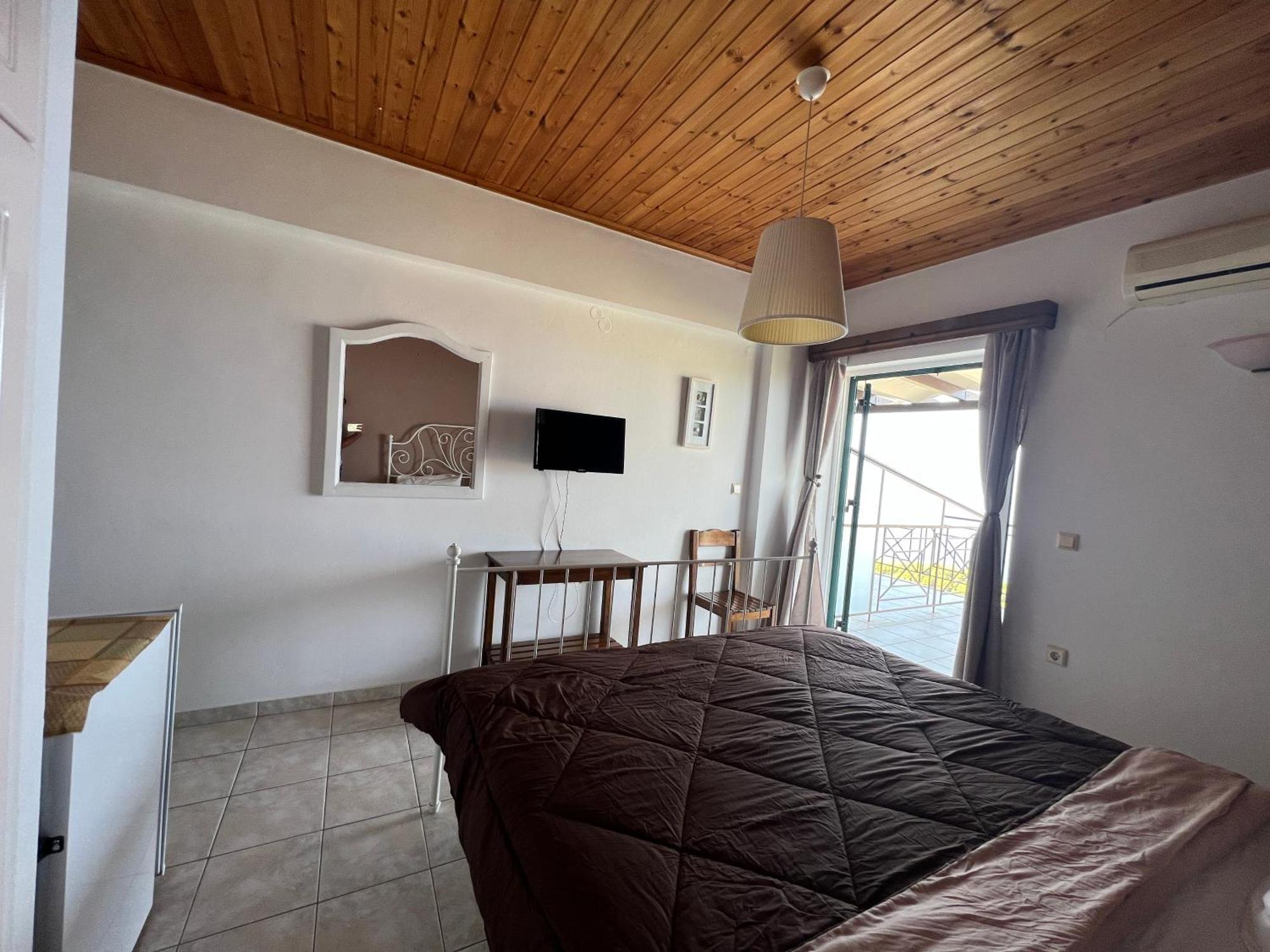 La Casa D' Irene (Adults Only) Hotel อาโยส นิกีตัส ภายนอก รูปภาพ