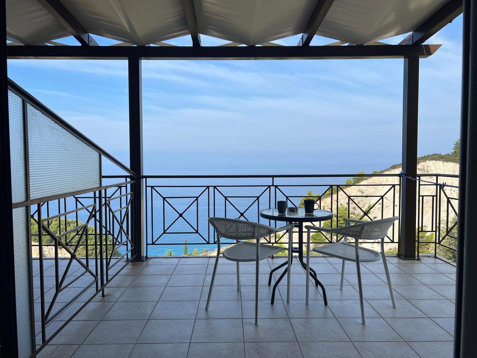 La Casa D' Irene (Adults Only) Hotel อาโยส นิกีตัส ภายนอก รูปภาพ