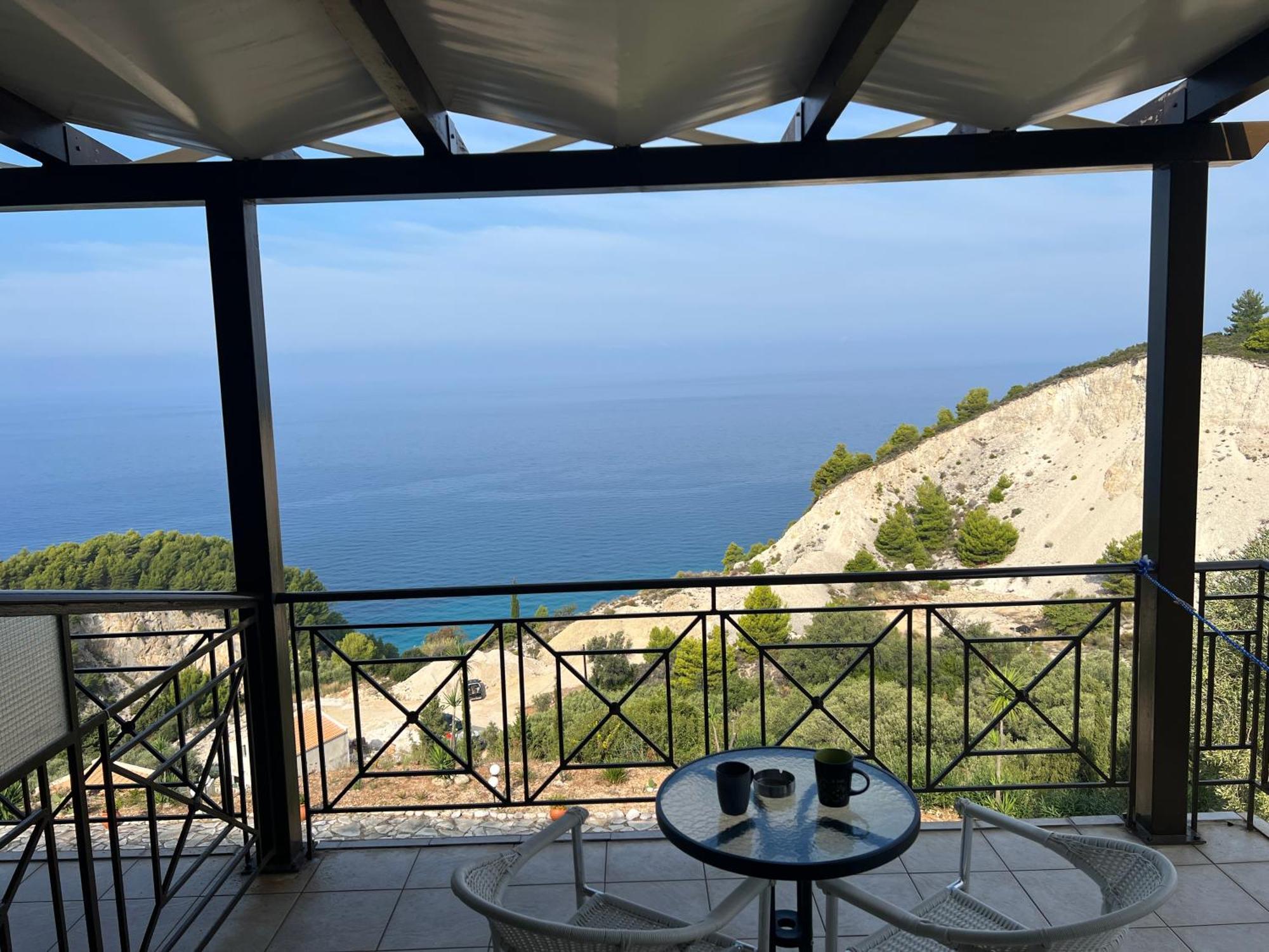 La Casa D' Irene (Adults Only) Hotel อาโยส นิกีตัส ภายนอก รูปภาพ